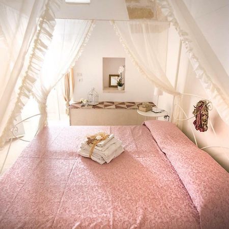 Il Borgo Bed and Breakfast Poggiardo Exteriör bild