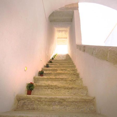 Il Borgo Bed and Breakfast Poggiardo Exteriör bild