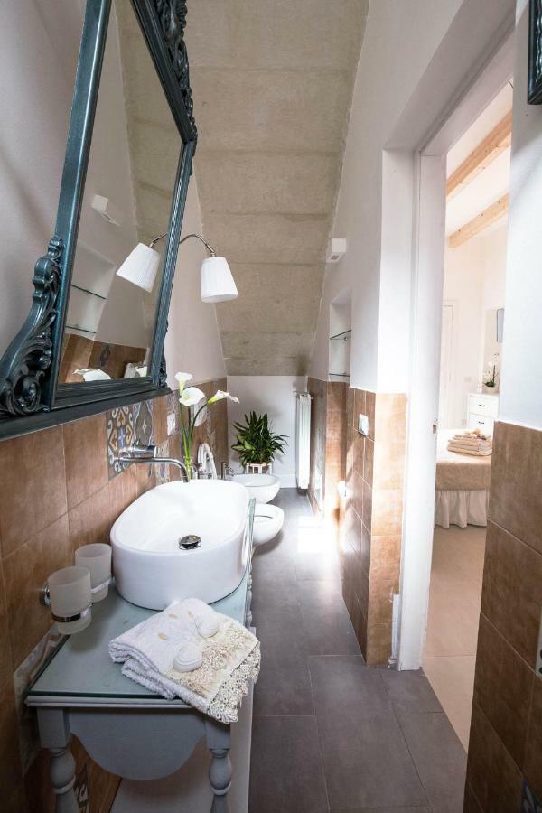 Il Borgo Bed and Breakfast Poggiardo Exteriör bild