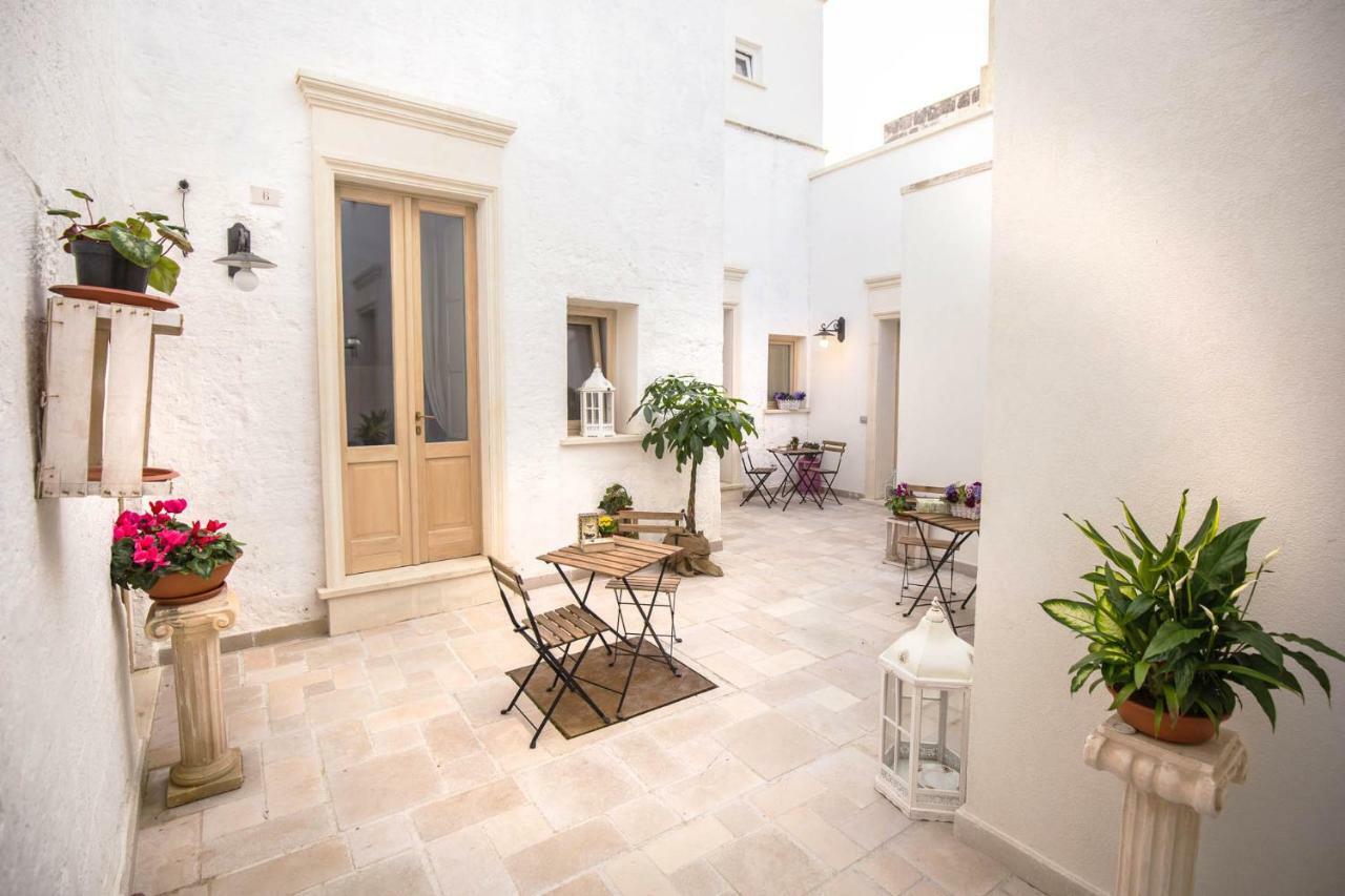 Il Borgo Bed and Breakfast Poggiardo Exteriör bild